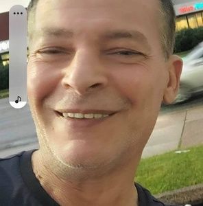 Meet your Posher, Fouad